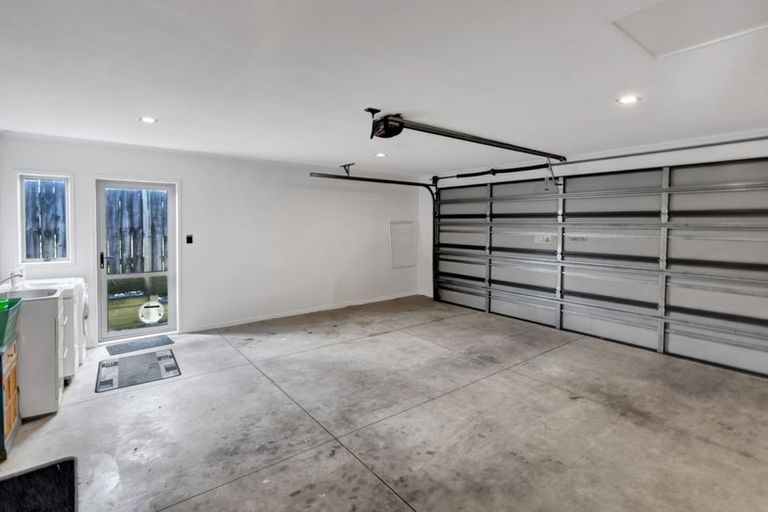 Photo of property in 4 Coby Sydney Drive, Bell Block, New Plymouth, 4312