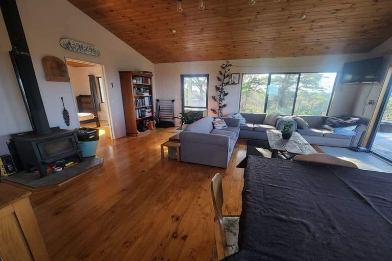 Photo of property in 68 Kiwi Bush Lane, Ngunguru, Whangarei, 0173
