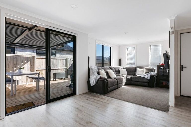 Photo of property in 16 Anchor Crescent, Papamoa, 3118