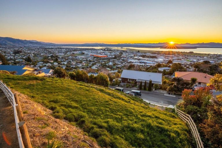 Photo of property in 4 Kamahi Way, Tahunanui, Nelson, 7011