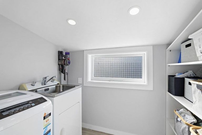 Photo of property in 27 Station Road, Coalgate, 7673