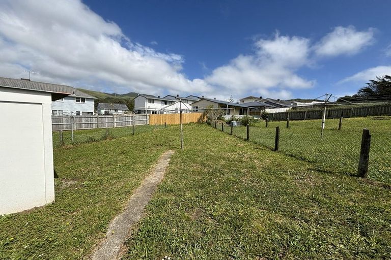 Photo of property in 82-84 Leicester Street, Cannons Creek, Porirua, 5024