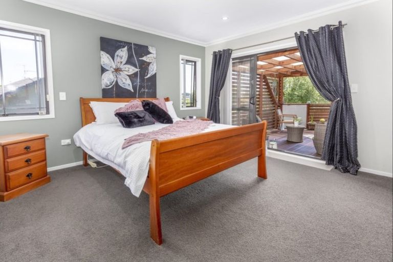 Photo of property in 9 Northvale Place, Pukekohe, 2120