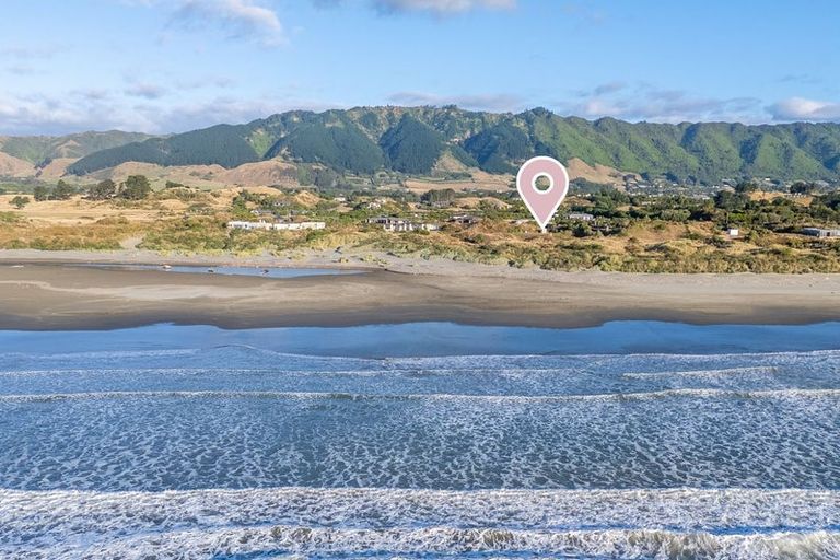 Photo of property in 47 Pingoa Lane, Peka Peka, Waikanae, 5391