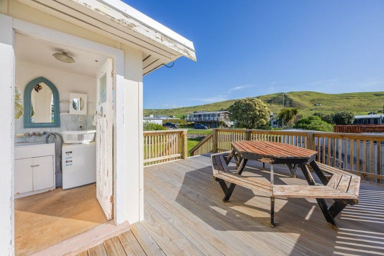 Photo of property in 9 Ohinemuhu Road, Porangahau, 4293