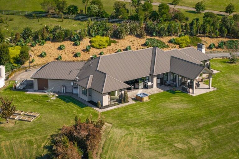 Photo of property in 246 Blackbridge Road, Dairy Flat, Albany, 0794