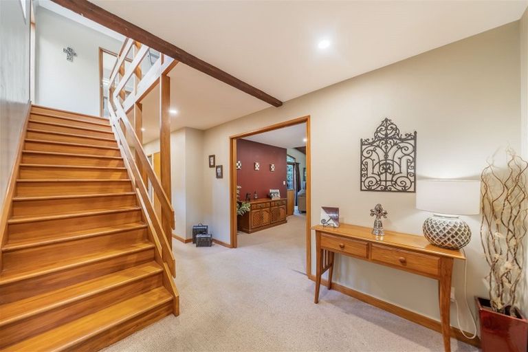 Photo of property in 30c Chatsworth Road, Silverstream, Upper Hutt, 5019