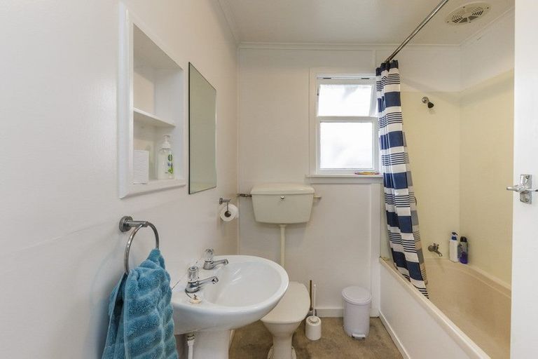 Photo of property in 11 Denbigh Place, Awapuni, Palmerston North, 4412