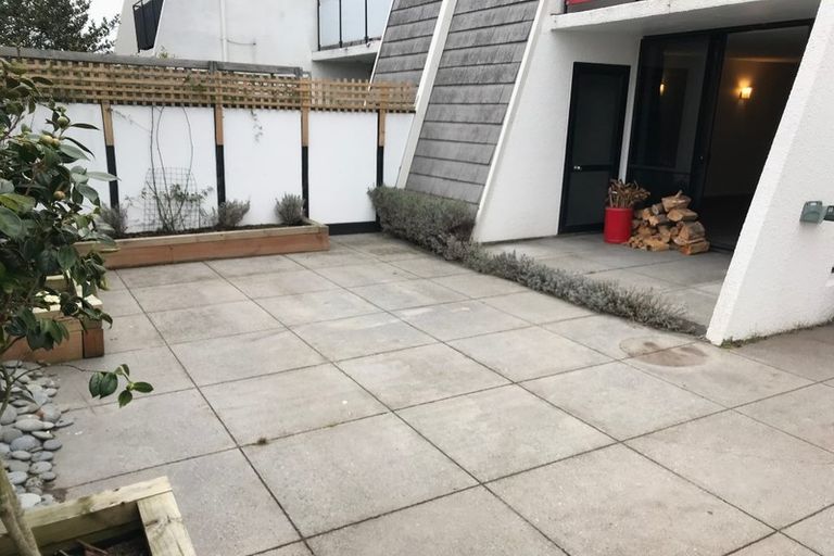 Photo of property in 1/88 Antigua Street, Addington, Christchurch, 8024