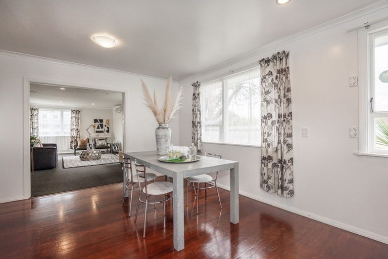 Photo of property in 11 Bristol Place, Flaxmere, Hastings, 4120