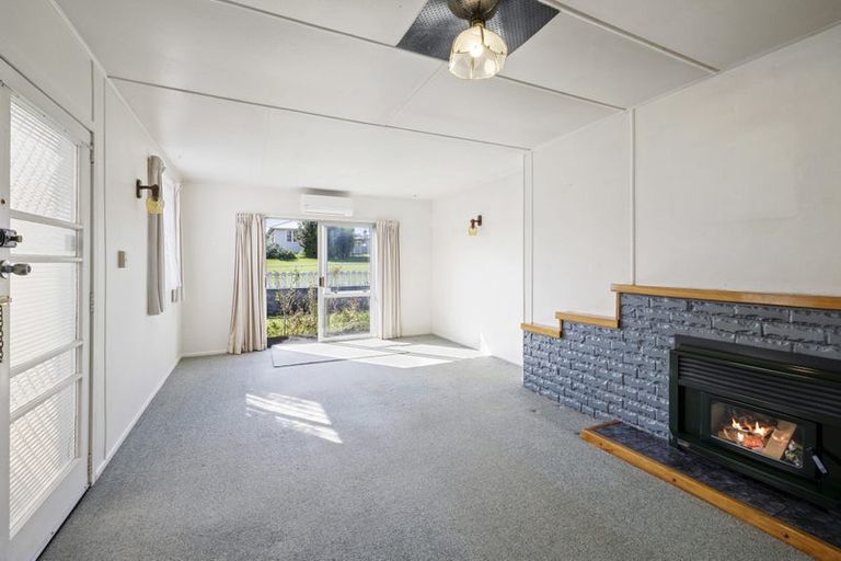 Photo of property in 71 Seymour Street, Waitara, 4320