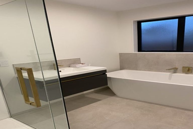 Photo of property in 34a Corson Avenue, Beckenham, Christchurch, 8023