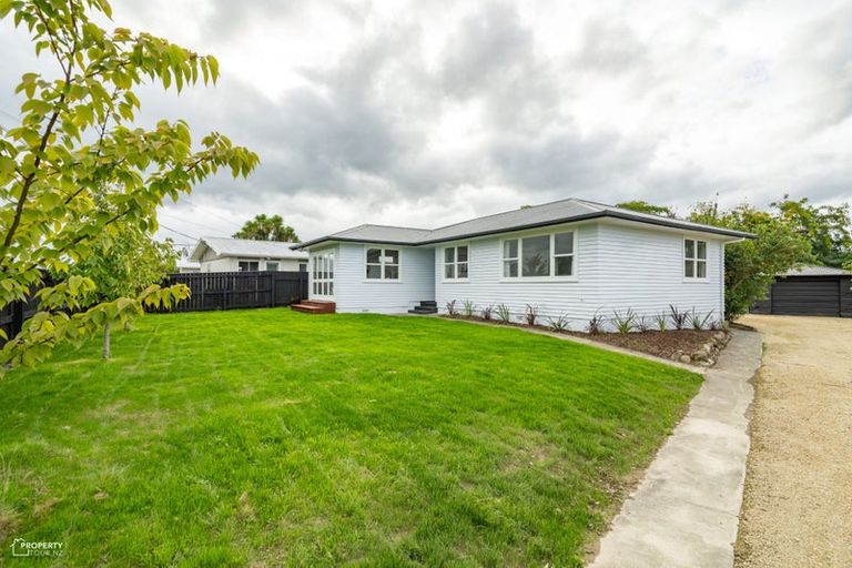 Photo of property in 2 Windsor Street, Solway, Masterton, 5810