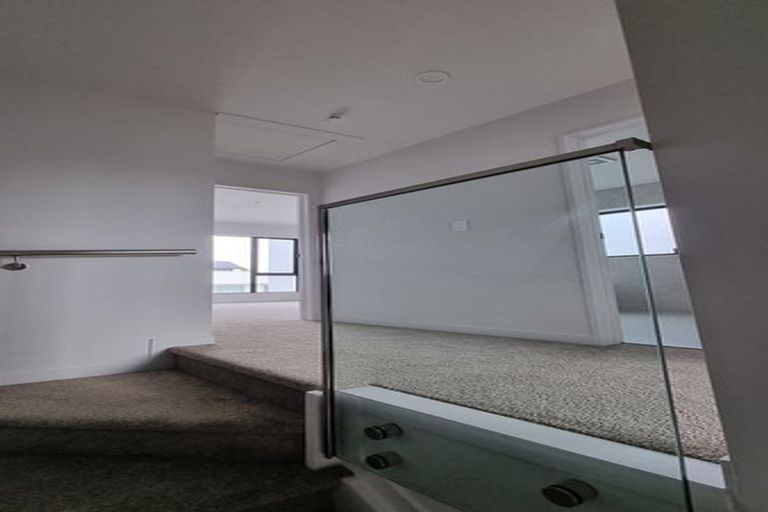 Photo of property in 5/25 Titoki Street, Te Atatu Peninsula, Auckland, 0610