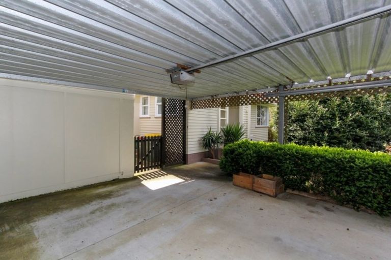 Photo of property in 47 Drake Street, Vogeltown, New Plymouth, 4310