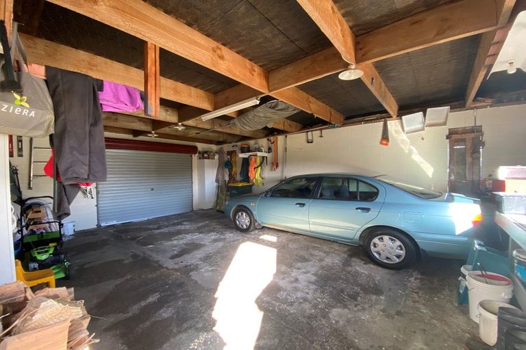 Photo of property in 1 Sarten Street, Waitara, 4320