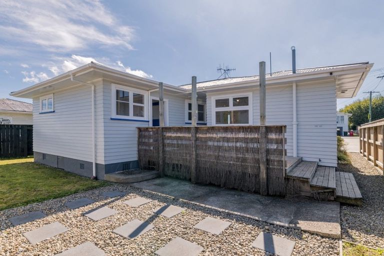 Photo of property in 3 Graham Street, Levin, 5510