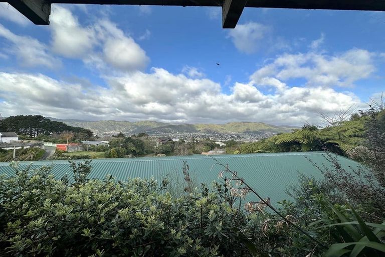 Photo of property in 22 Gainsborough Grove, Belmont, Lower Hutt, 5010