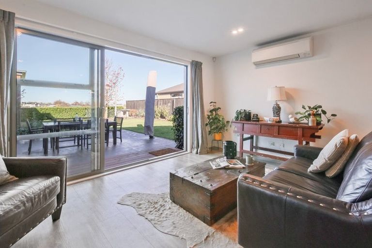 Photo of property in 60 Huntingdon Drive, Rangiora, 7400