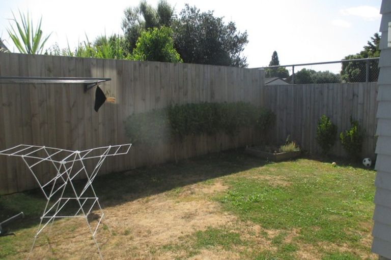 Photo of property in 3/11 Crosher Place, Silverdale, Hamilton, 3216