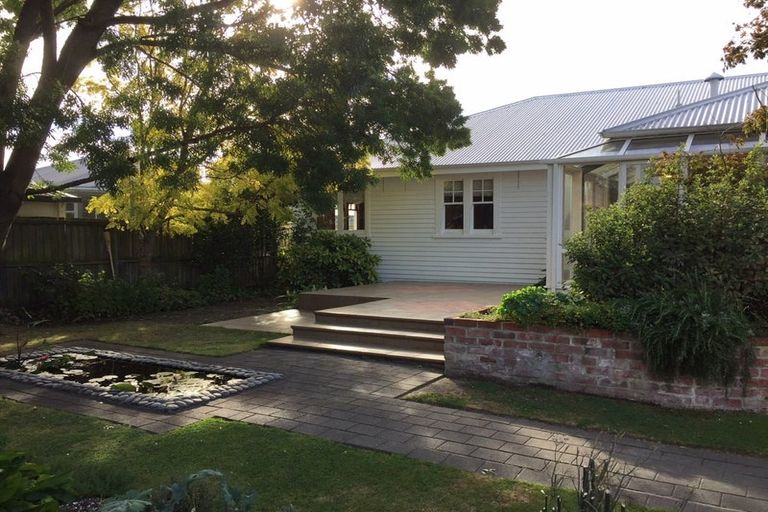 Photo of property in 8 Otara Street, Ilam, Christchurch, 8053