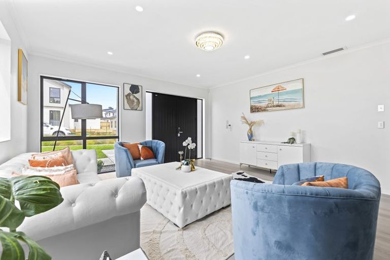 Photo of property in 5 Knockanara Drive, Flat Bush, Auckland, 2019