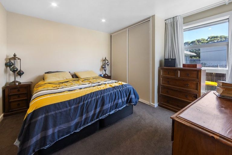 Photo of property in 281 Marine Parade, New Brighton, Christchurch, 8061