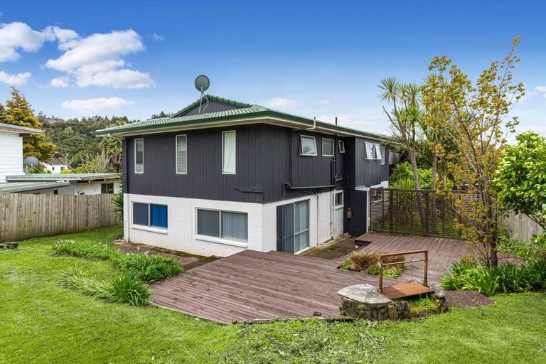 Photo of property in 38 Awaruku Road, Torbay, Auckland, 0630