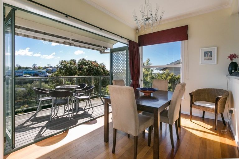 Photo of property in 17a Lincoln Road, Bluff Hill, Napier, 4110