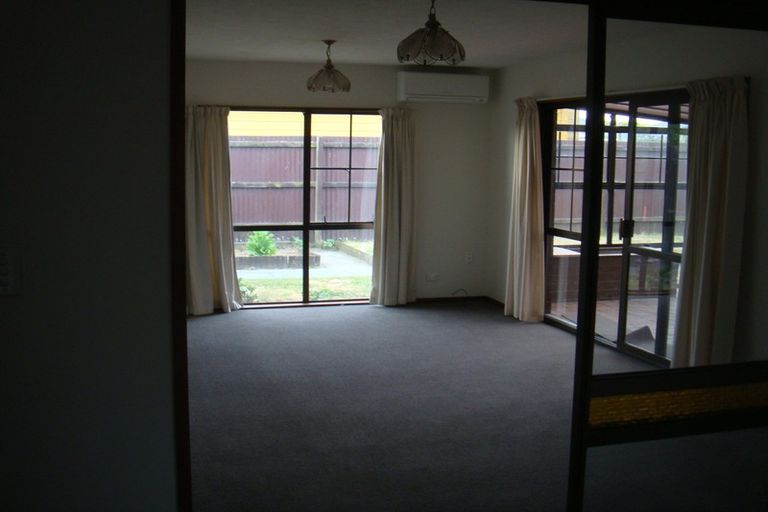 Photo of property in 43a Oakhampton Street, Hornby, Christchurch, 8042