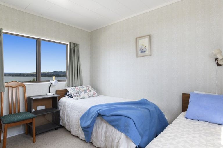 Photo of property in 37 Coppelia Avenue, Omokoroa, 3114