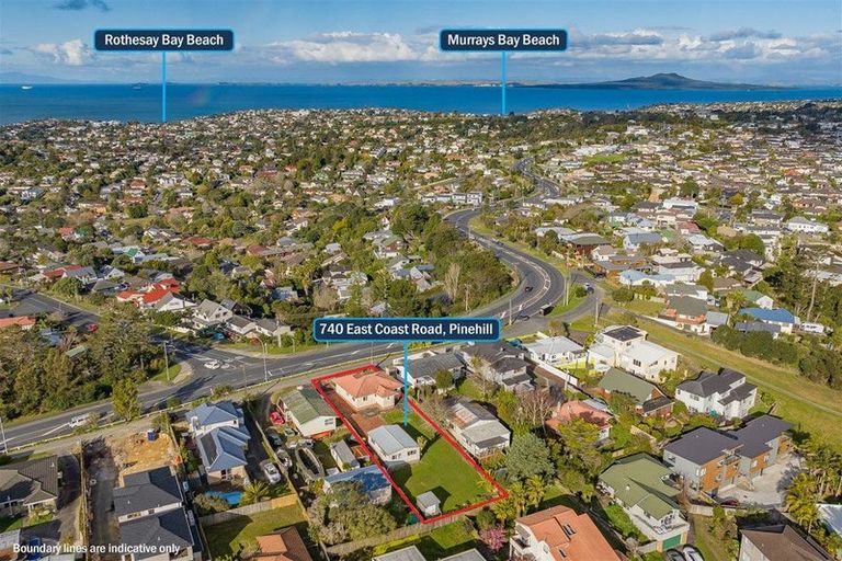 Photo of property in 740 East Coast Road, Pinehill, Auckland, 0632