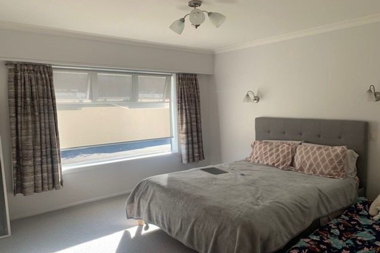 Photo of property in 22 Tupaea Place, Otumoetai, Tauranga, 3110