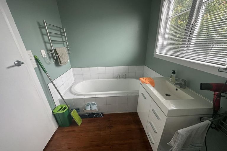 Photo of property in 3 Garden Road, Avalon, Lower Hutt, 5011