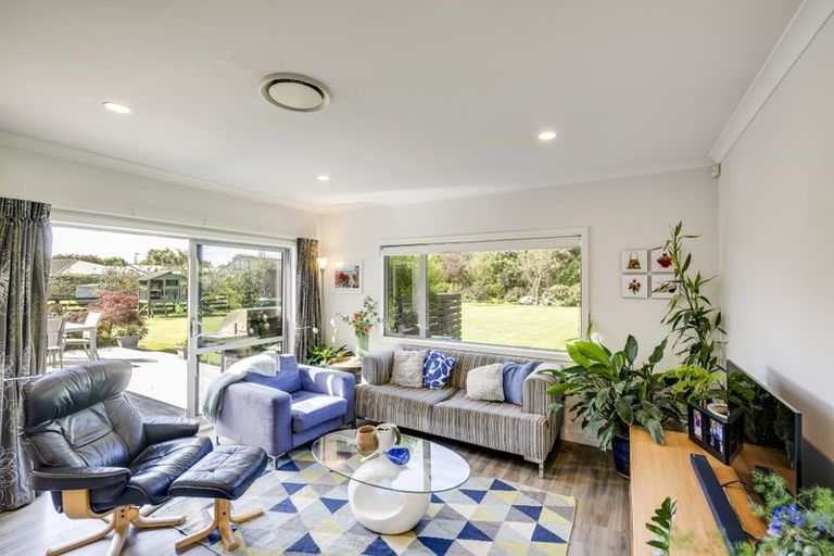 Photo of property in 73 Mcelwee Street, Jervoistown, Napier, 4112