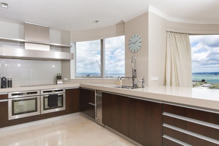 Photo of property in Shangri La Apartments, 5/97 Jervois Road, Herne Bay, Auckland, 1011