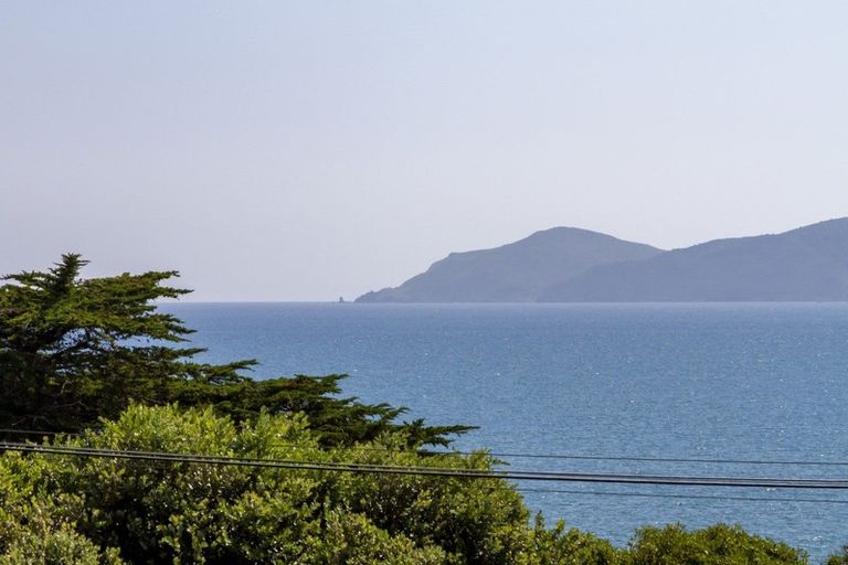 Photo of property in 32 Rosetta Road, Raumati South, Paraparaumu, 5032