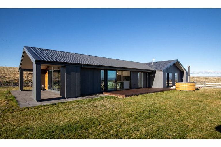 Photo of property in 461 Nelsen Ridge Road, Waikerikeri, Alexandra, 9393