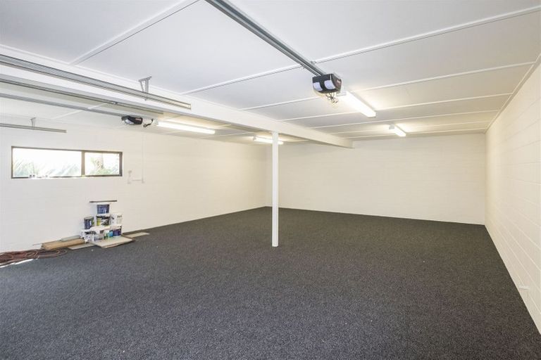 Photo of property in 89 Cannon Hill Crescent, Mount Pleasant, Christchurch, 8081