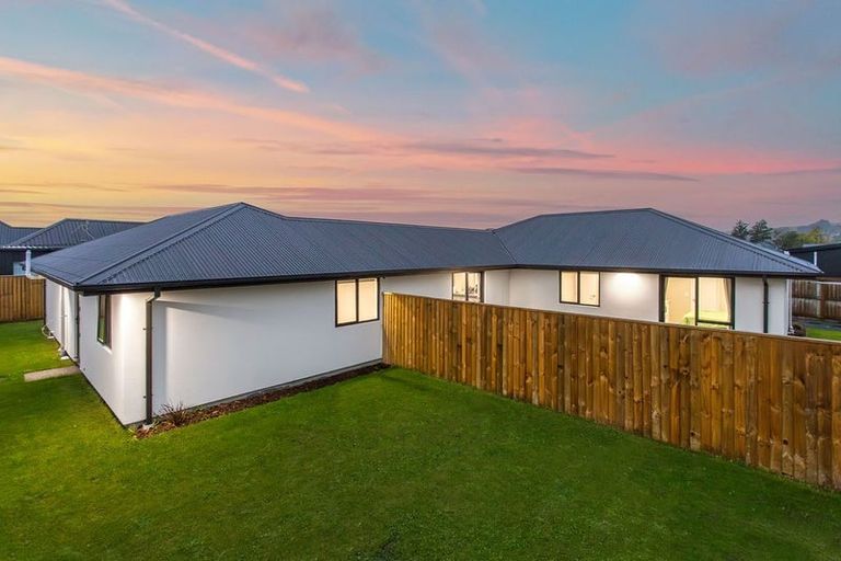 Photo of property in 53 River Stone Drive, Halswell, Christchurch, 8025