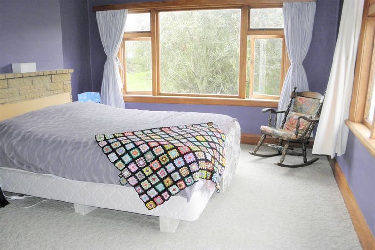 Photo of property in 77-79 Newcastle Street, Hampden, 9410