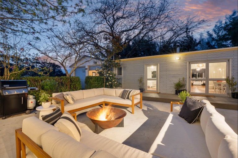 Photo of property in 399 Dalefield Road, Dalefield, Carterton, 5791