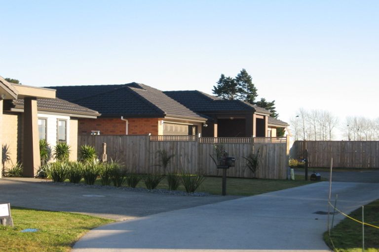 Photo of property in 34 Belfry Place, Wattle Downs, Auckland, 2103