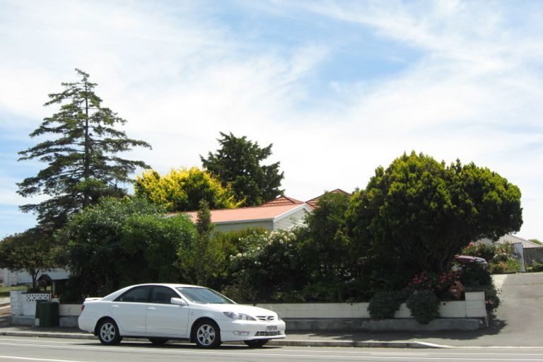 Photo of property in 301 Wainoni Road, Avondale, Christchurch, 8061