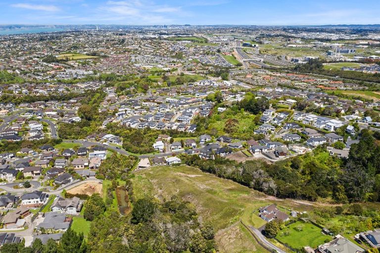 Photo of property in 95 Lonely Track Road, Fairview Heights, Auckland, 0632