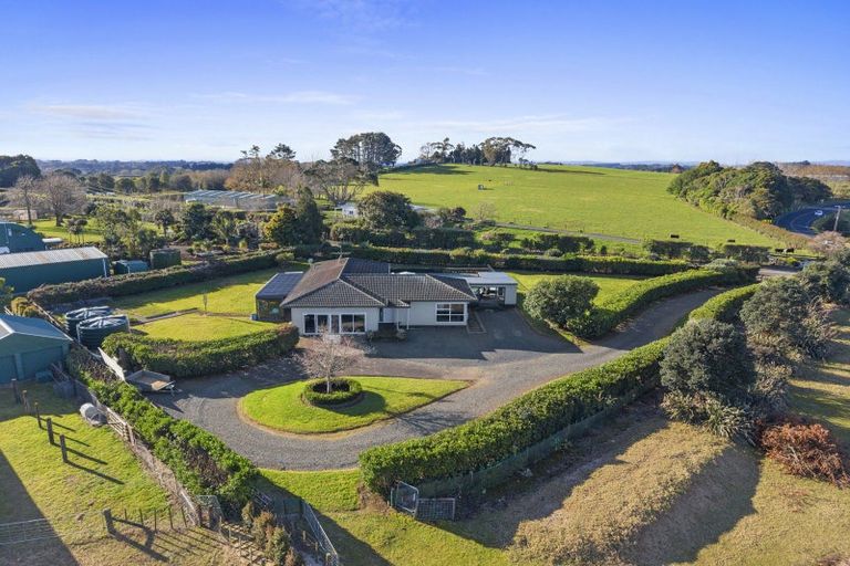 Photo of property in 968a Waiuku Road, Waiuku, 2681