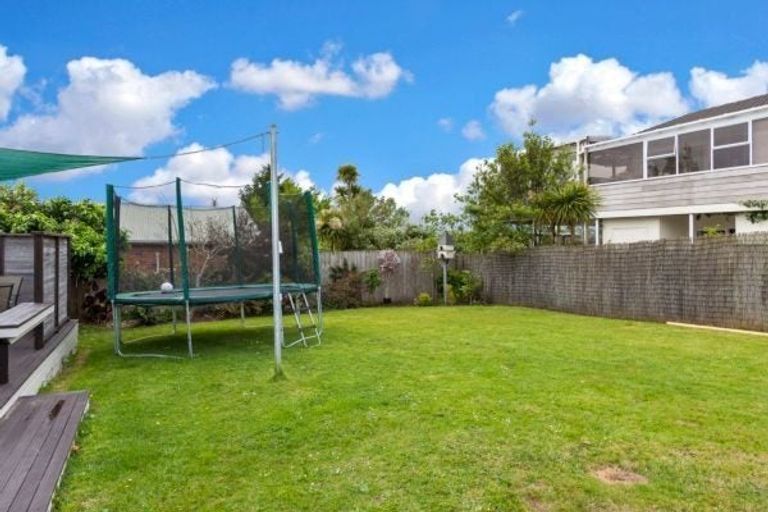 Photo of property in 3 Juliet Avenue, Howick, Auckland, 2014