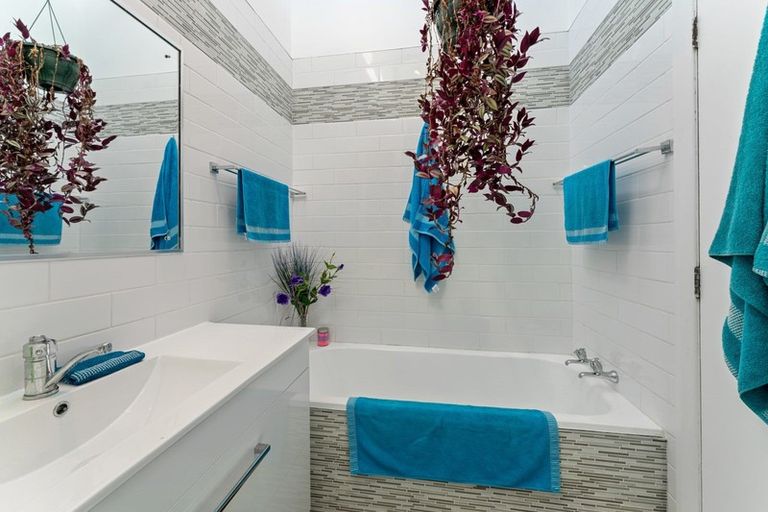 Photo of property in 9 Highbury Drive, Levin, 5510