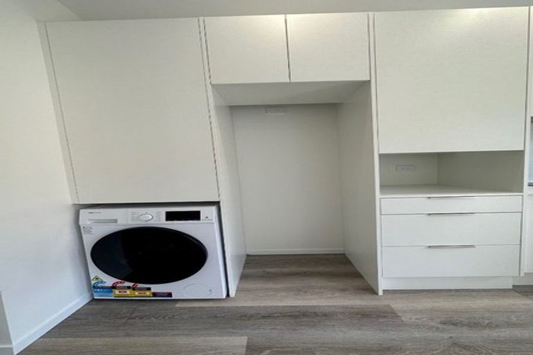 Photo of property in 17c East Street, Pukekohe, 2120