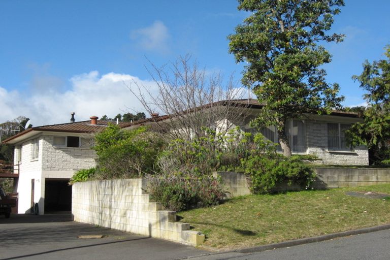 Photo of property in 8b Aotea Crescent, Havelock North, 4130